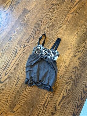 lululemon athletica Gray Tank Top with Black and White Floral Bust